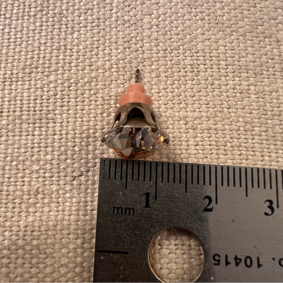 Vintage Huge Faux Diamond Champagne Studs Earrings - Picture 4 of 4